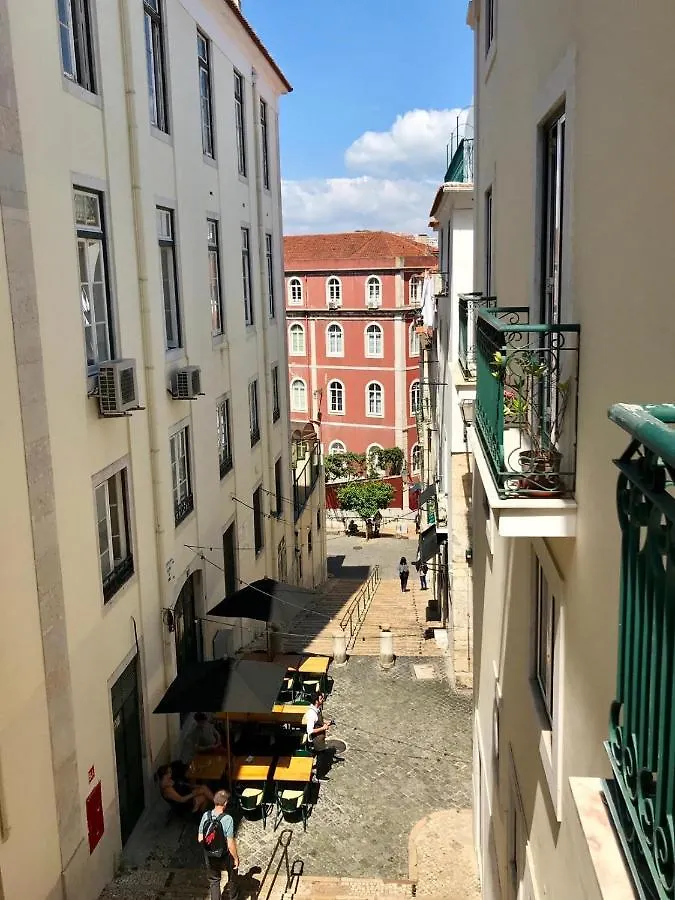 The Bonsai Apartment - Glamorous Chiado Lisbon