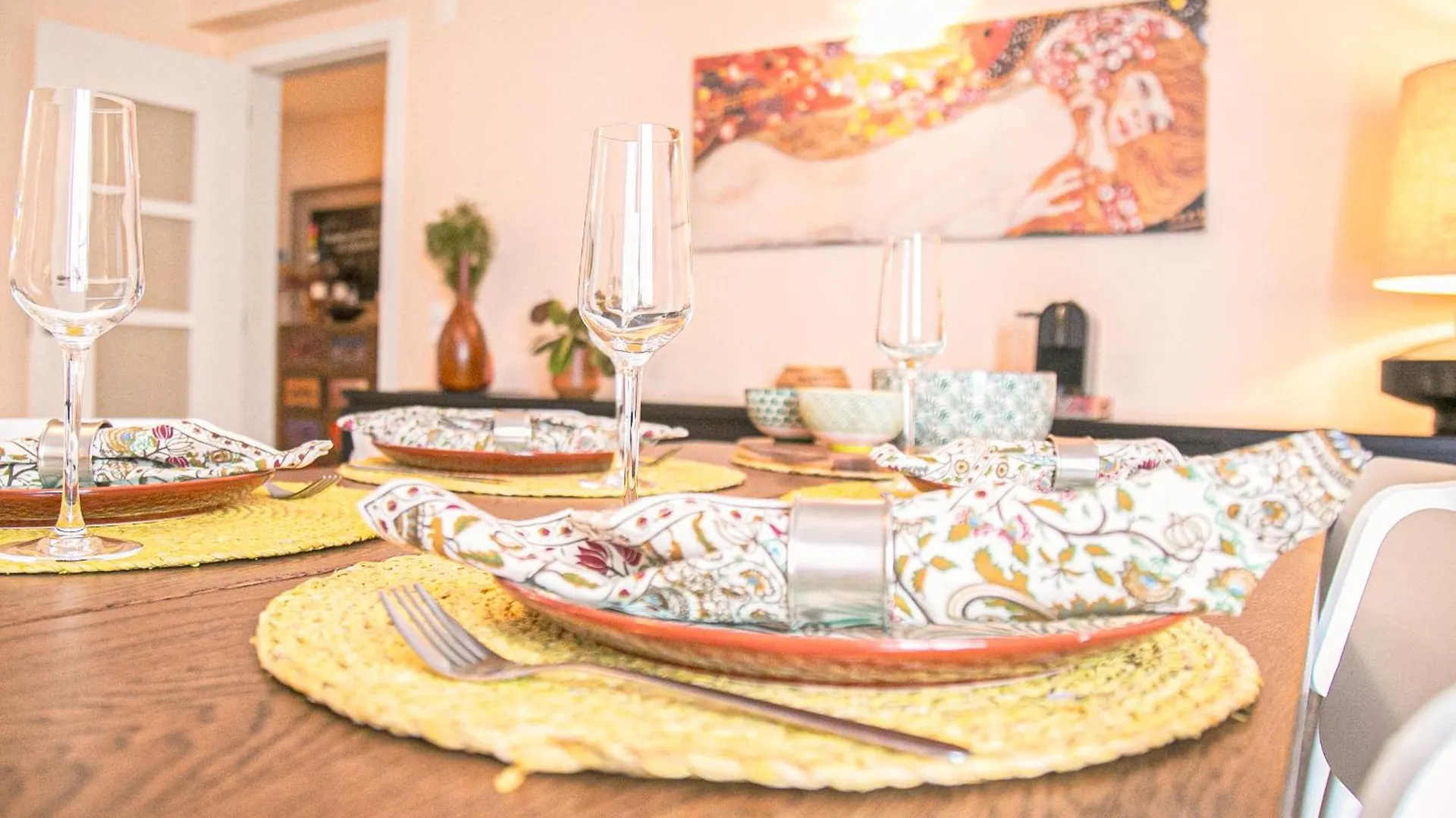 The Bonsai Apartment - Glamorous Chiado Lisboa
