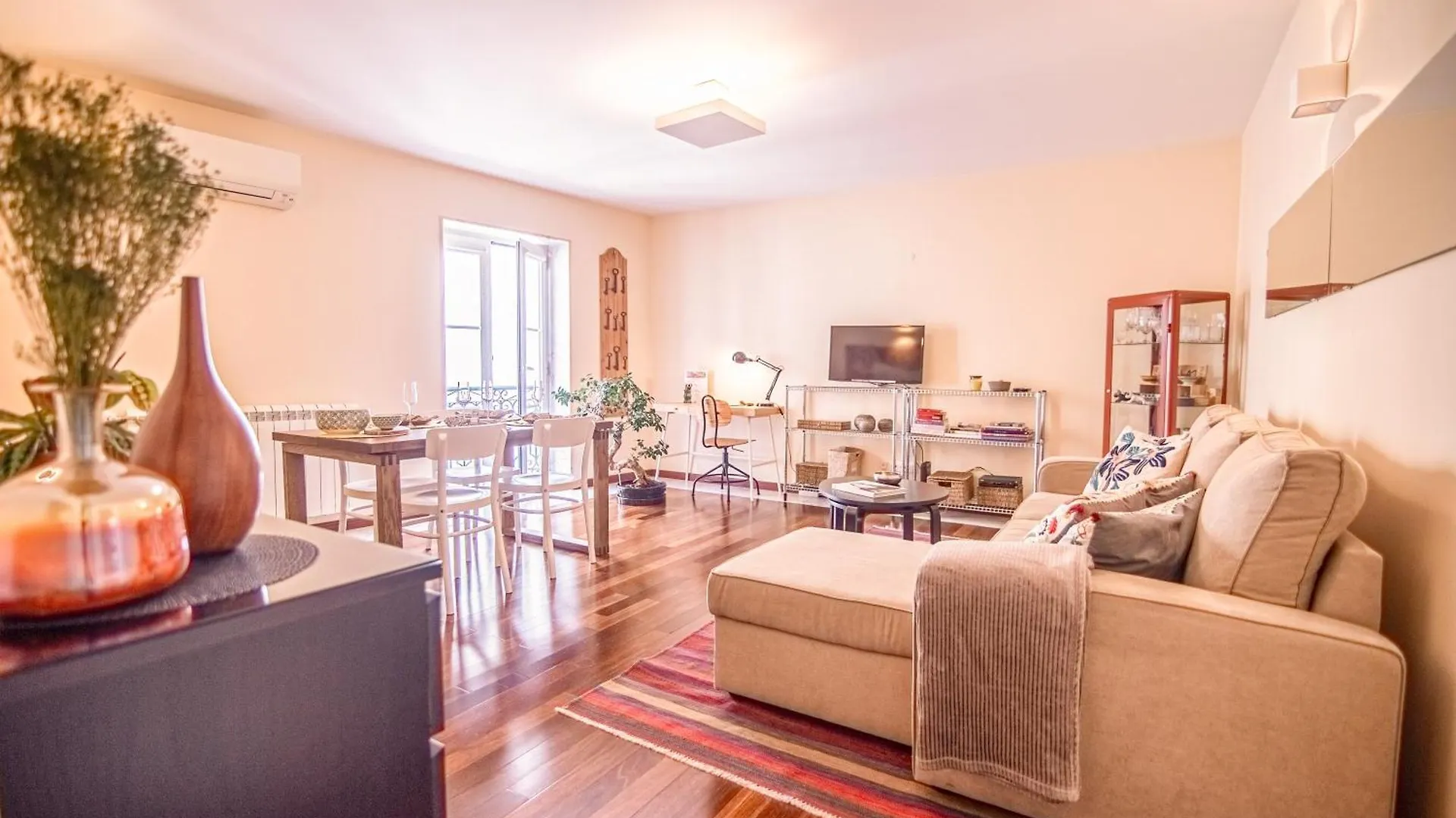 The Bonsai Apartment - Glamorous Chiado Lisboa