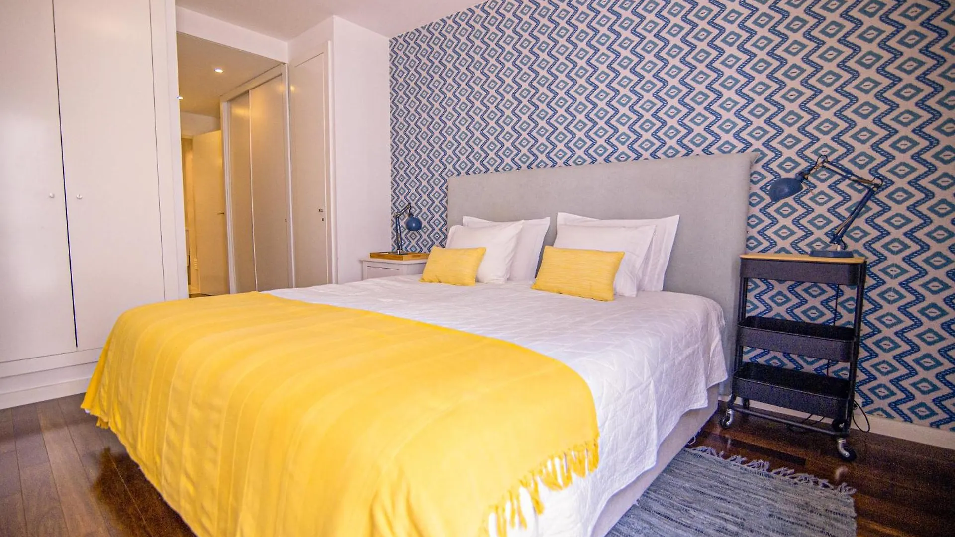 The Bonsai Apartment - Glamorous Chiado Lisboa